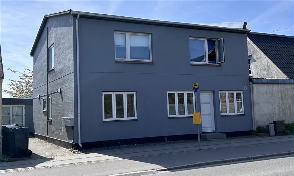 Velindrettet 3 vær. lejlighed